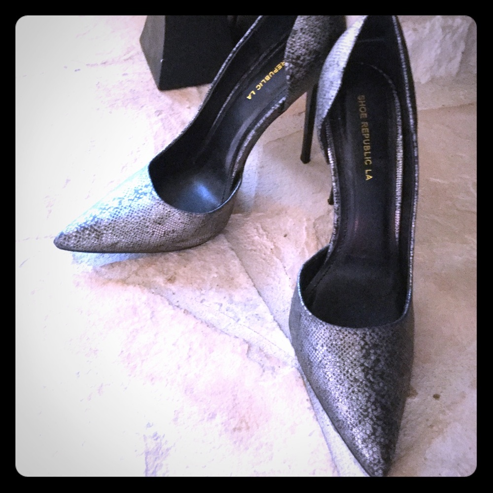 Silver/Black Snake Print Heels.